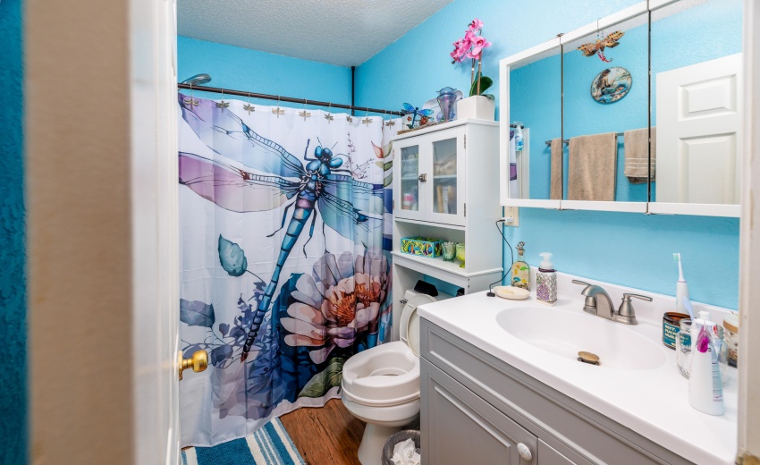 211 W Railroad Kentland-9