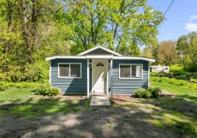 7323 Pansy Lane, New Carlisle, Indiana, 3 Bedrooms Bedrooms, 6 Rooms Rooms,1 BathroomBathrooms,Residential,For Sale,Pansy,NRA838662