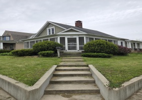 202 G Street, La Porte, Indiana, 4 Bedrooms Bedrooms, 8 Rooms Rooms,2 BathroomsBathrooms,Residential,For Sale,G,NRA838739
