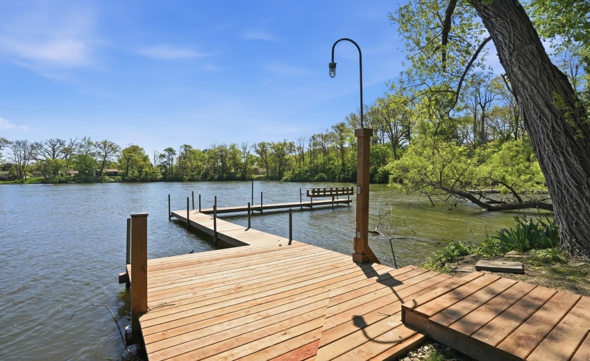 2385 Samuelson Road