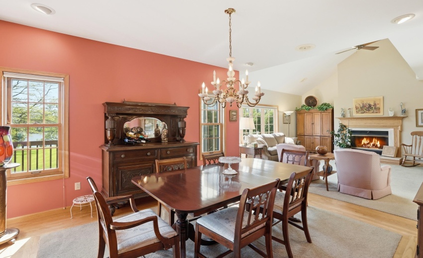 2385 Samuelson Road
