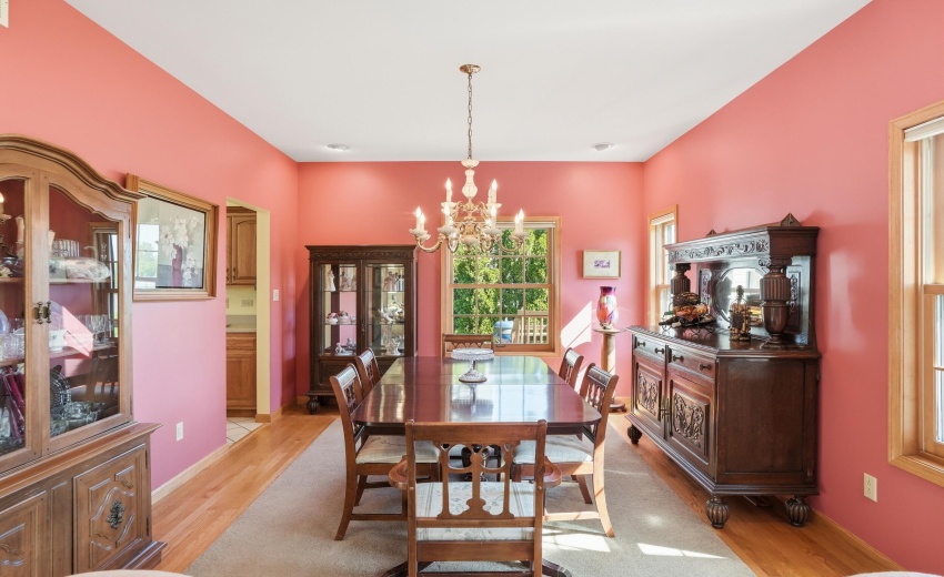 2385 Samuelson Road