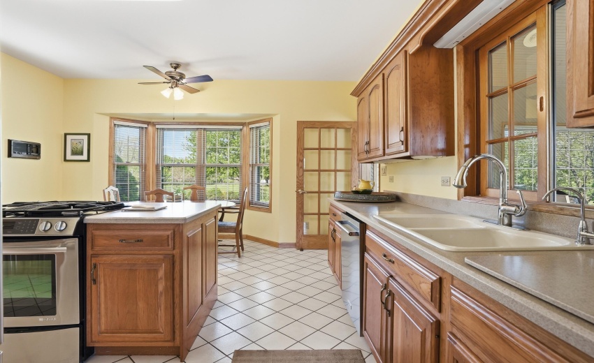 2385 Samuelson Road