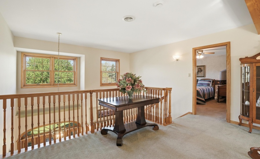 2385 Samuelson Road
