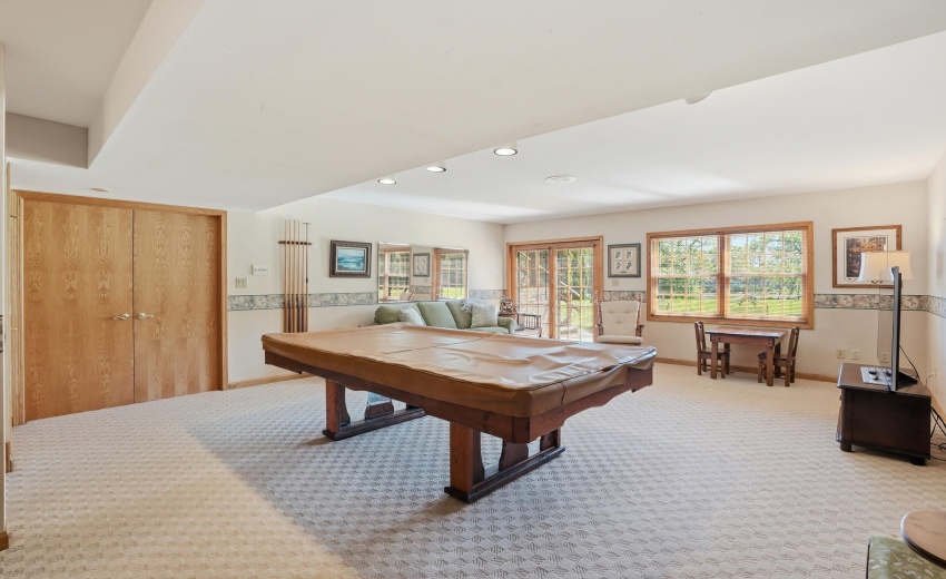 2385 Samuelson Road