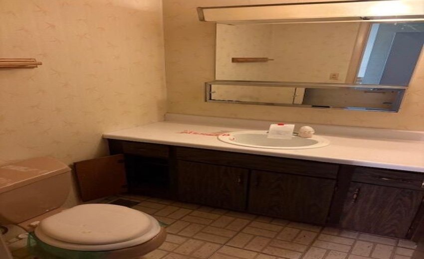 HALF BATH