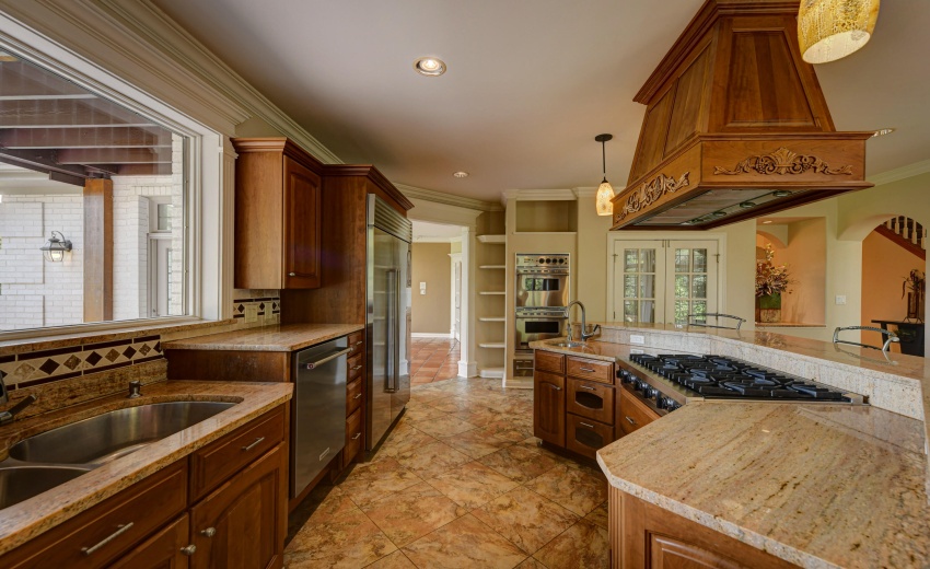 10135 Cherrywood-42