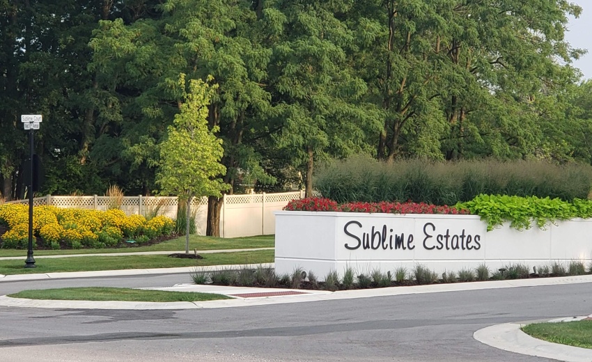 Sublime Estate - St. John, Indiana