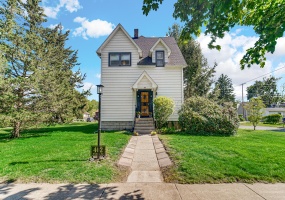 402 Indiana Avenue, Chesterton, Indiana, 6 Bedrooms Bedrooms, 12 Rooms Rooms,2 BathroomsBathrooms,Residential,For Sale,Indiana,NRA838850 402 Indiana Avenue, Chesterton, Indiana, 6 Bedrooms Bedrooms, 12 Rooms Rooms,2 BathroomsBathrooms,Residential,For Sale,Indiana,NRA838850