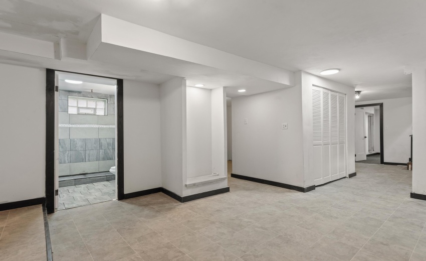 1317 Harrison St - Gary (039)