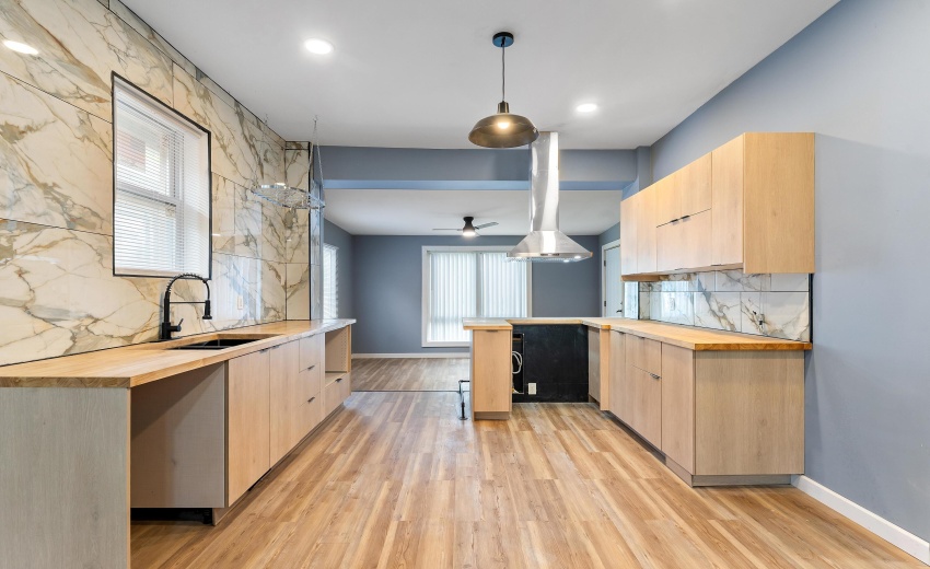 1317 Harrison St - Gary  (016)