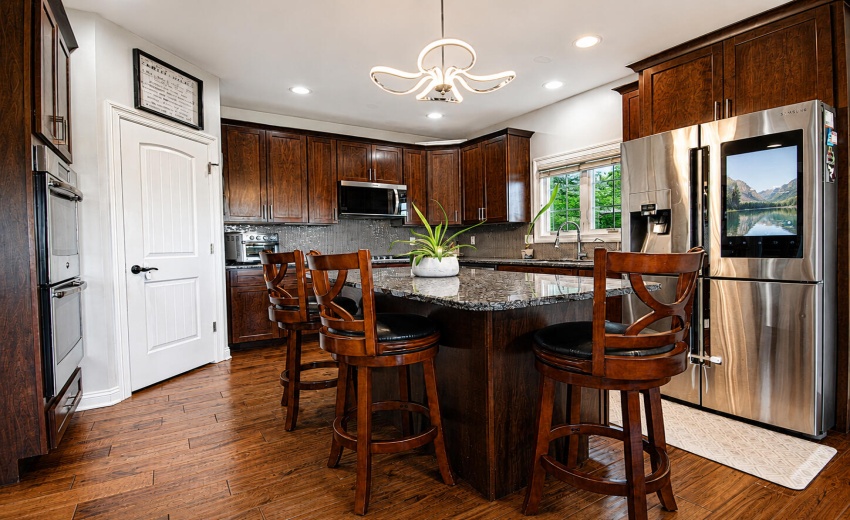 9763 Garden Way, Saint John, IN 10
