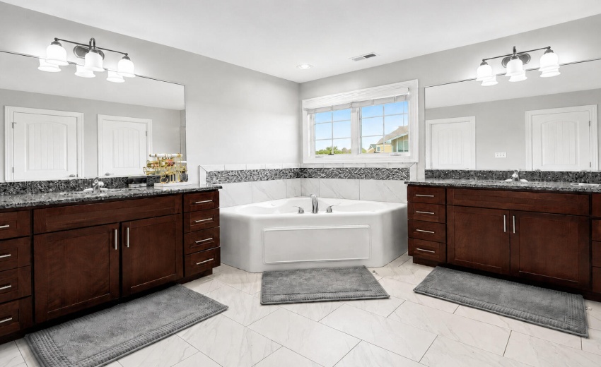 9763 Garden Way, Saint John, IN 25