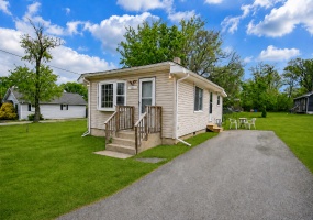 13331 Lemoore Street, Cedar Lake, Indiana, 1 Bedroom Bedrooms, 3 Rooms Rooms,1 BathroomBathrooms,Residential,For Sale,Lemoore,NRA839066