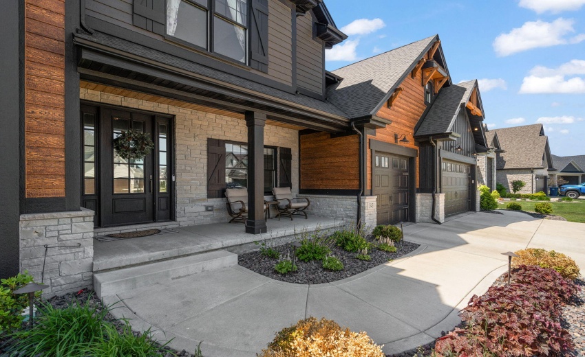 13431 Redbud Dr.