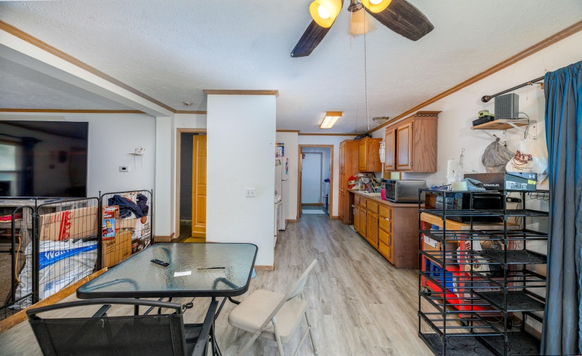 106 W Allen St Kentland-11