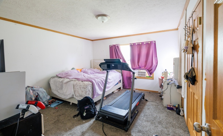 106 W Allen St Kentland-22