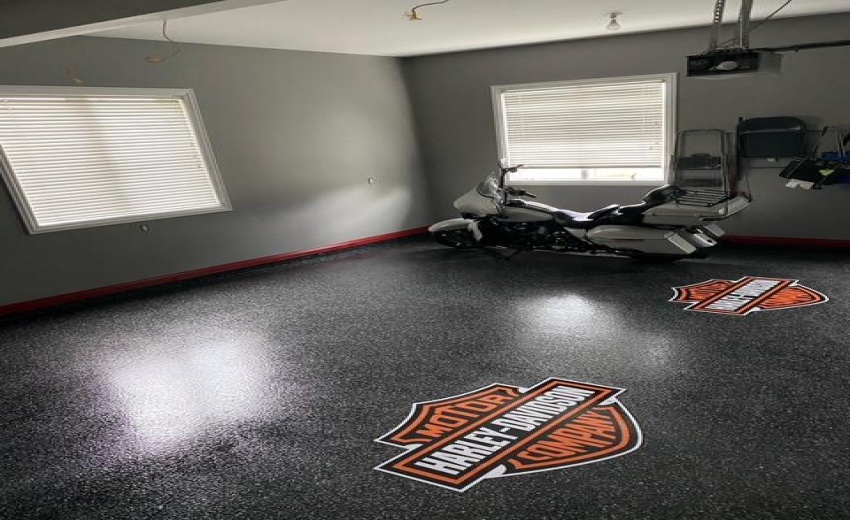Attached Garage
