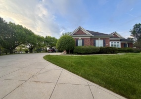 9261 Ruth Court, St. John, Indiana, 4 Bedrooms Bedrooms, 12 Rooms Rooms,3 BathroomsBathrooms,Residential,For Sale,Ruth,NRA839072