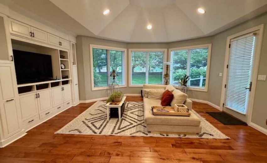 Kitchen Living area combo
