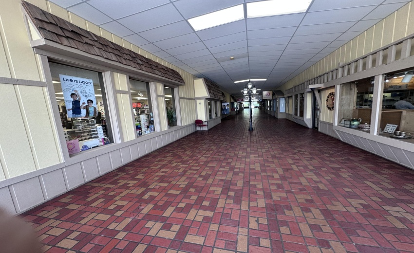 MALL