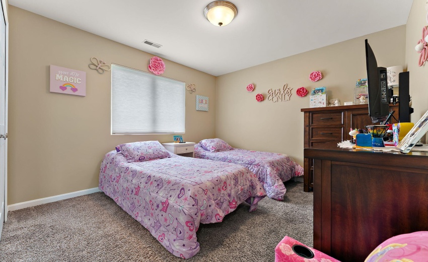 301 E 125th Ave