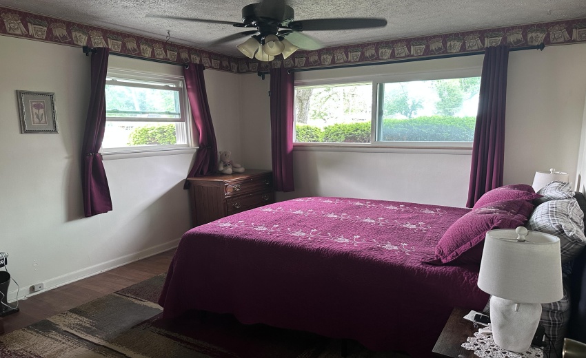 Bedroom Main 1