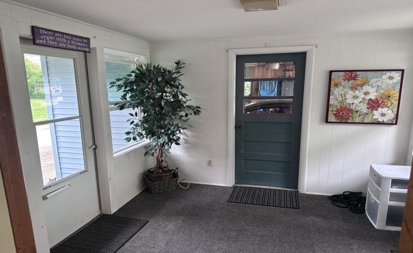 3 Season room