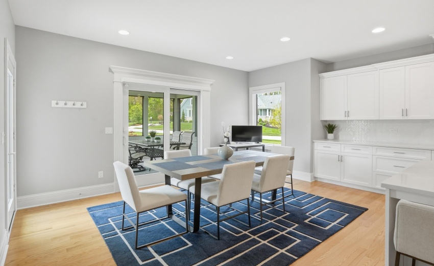 Breakfast Room