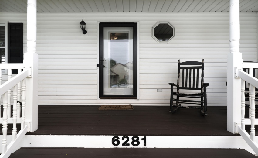 3_6281 marietta ave - 01
