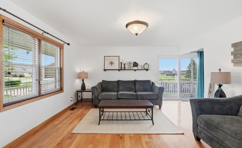 8_6281 marietta ave - 06