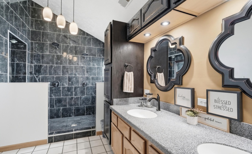 24_6281 marietta ave - 22