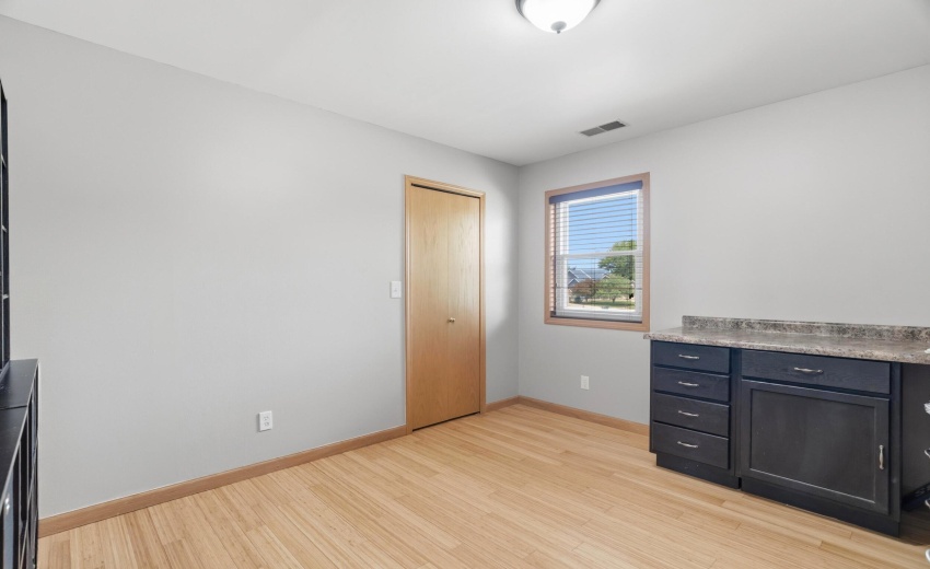 33_6281 marietta ave - 31
