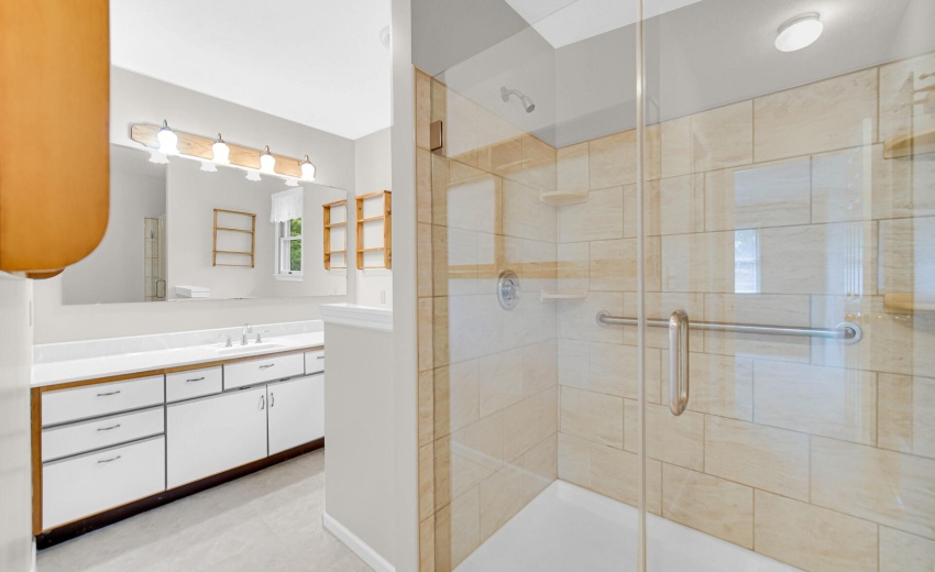 Primary attached 3/4 bath