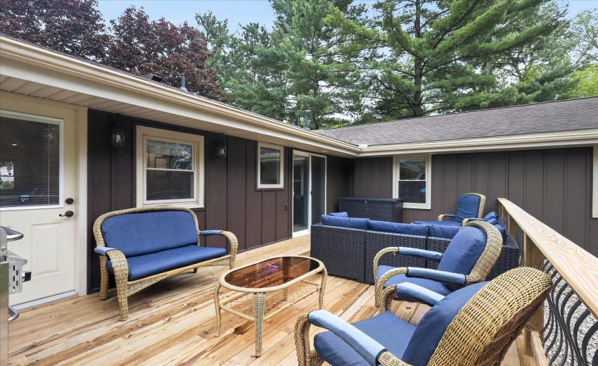 40-54851-Pine-Rd-South-Bend-Windowstill