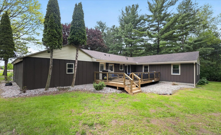 43-54851-Pine-Rd-South-Bend-Windowstill