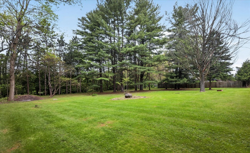 47-54851-Pine-Rd-South-Bend-Windowstill