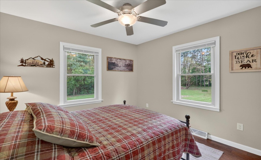 30-54851-Pine-Rd-South-Bend-Windowstill