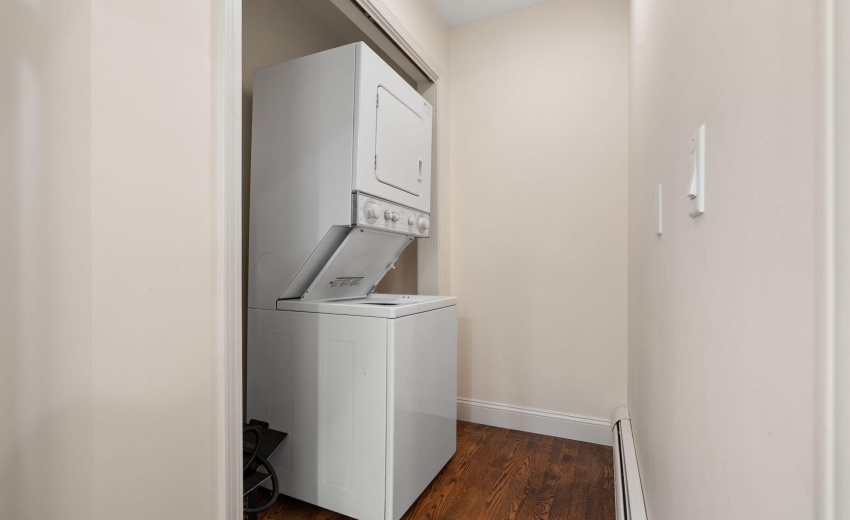 Studio laundry