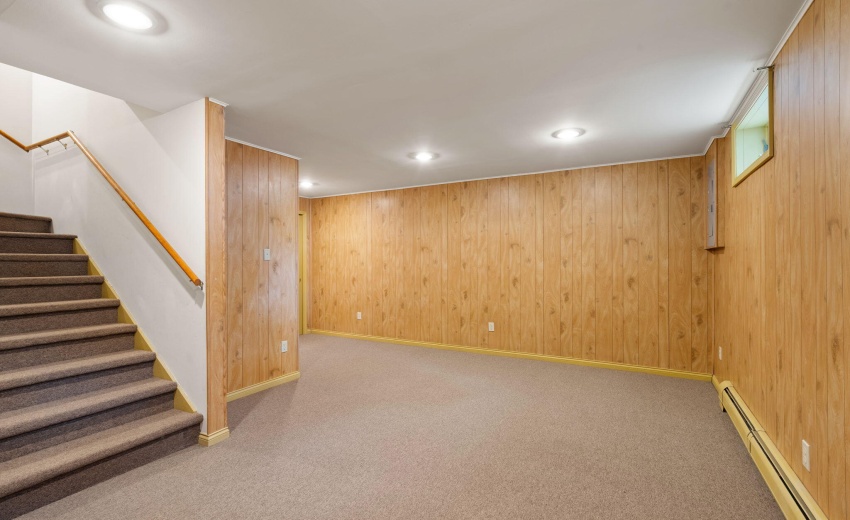 Studio basement