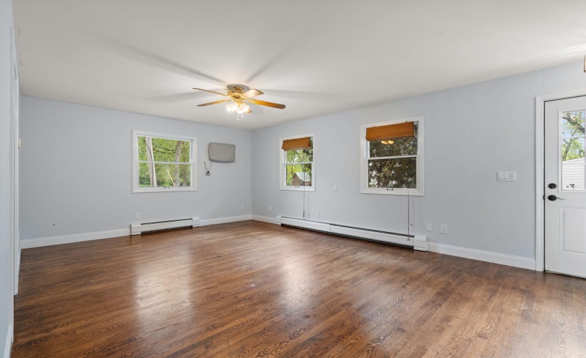 Studio living/kitchen
