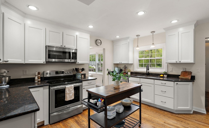 Update kitchen w/ granite