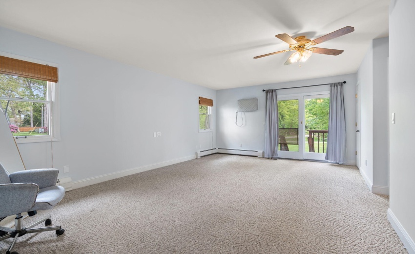 Studio bedroom