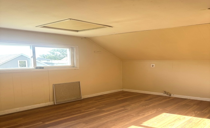 bedroom last