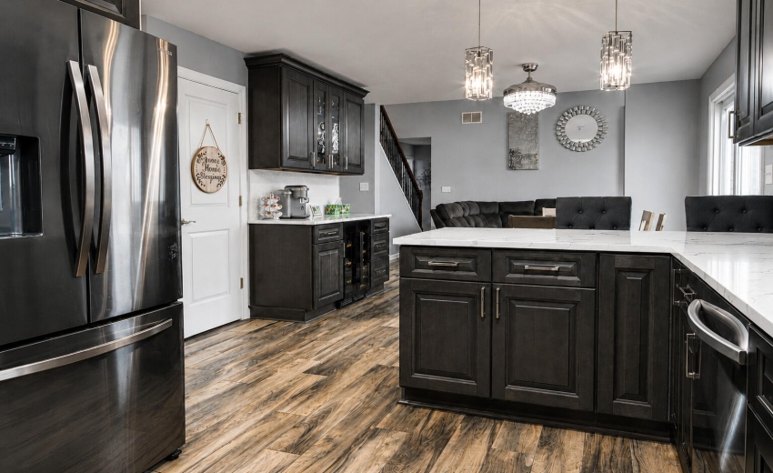5849 Wildrose Ln, Schererville, IN 19