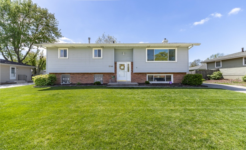 1644 Michael Dr-1