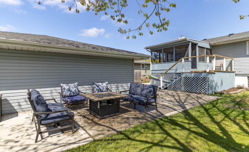 1644 Michael Dr-6