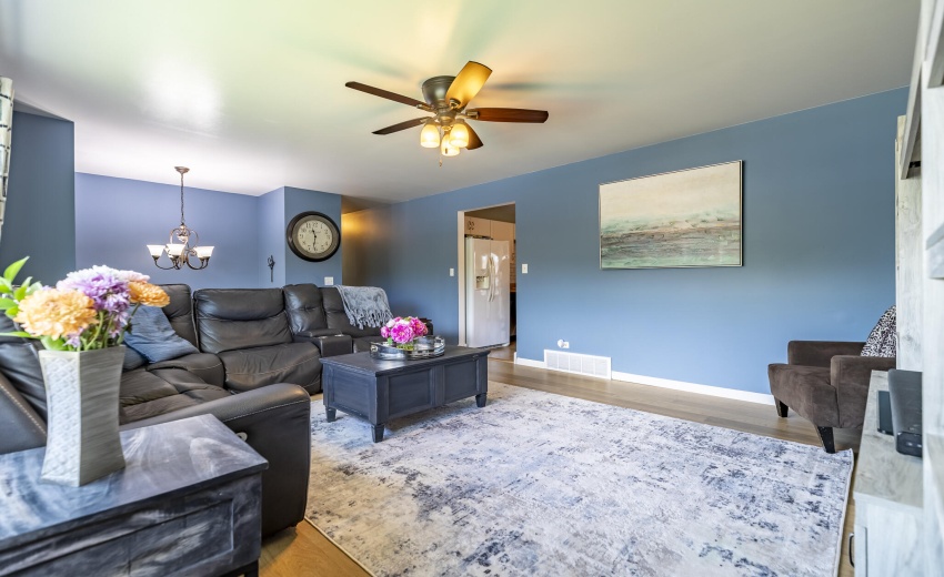 1644 Michael Dr-13