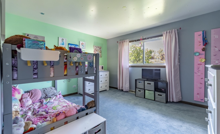 1644 Michael Dr-23