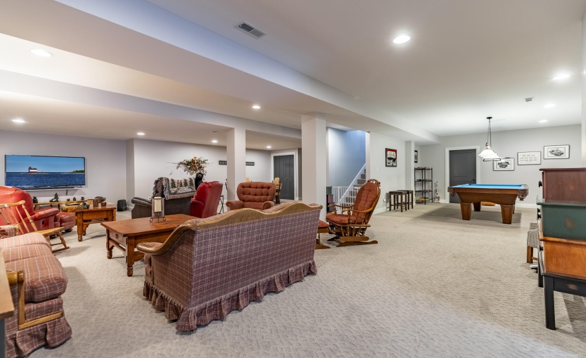 9863 Elle Ave-66
